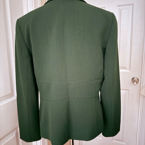Kasper Classic Forest Green Blazer - Picture 2 of 4